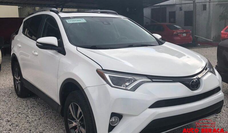 TOYOTA RAV4 XLE 2018 lleno