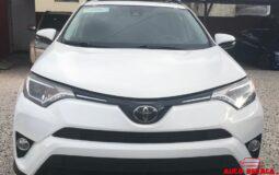 TOYOTA RAV4 XLE 2018