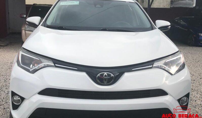 TOYOTA RAV4 XLE 2018 lleno