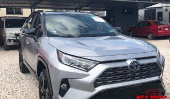 Toyota RAV4 XSE Hibrida 2021 lleno