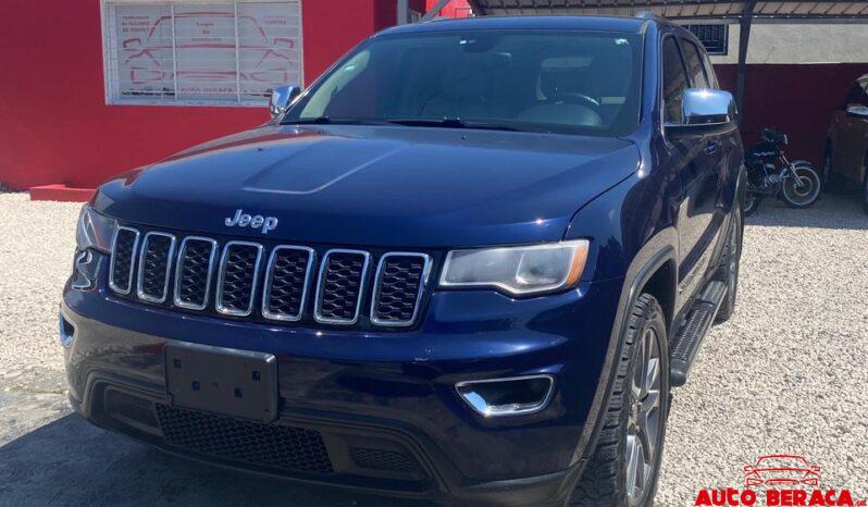 Jeep Grand Cherokee Laredo 4×4 2017 lleno