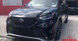 TOYOTA HIGHLANDER XSE 2022 NEGRO