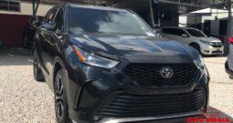 TOYOTA HIGHLANDER XSE 2022 NEGRO