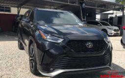 TOYOTA HIGHLANDER XSE 2022 NEGRO