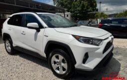 Toyota RAV4 XLE Hibrida 2020