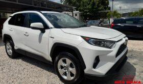 Toyota RAV4 XLE Hibrida 2020