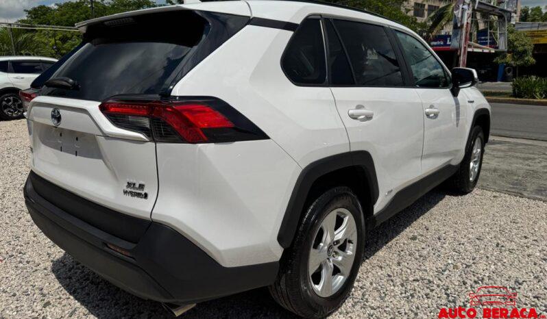 Toyota RAV4 XLE Hibrida 2020 lleno