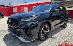 TOYOTA HIGHLANDER XSE 2021 NEGRO