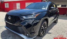 TOYOTA HIGHLANDER XSE 2021 NEGRO