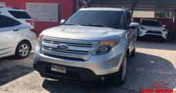 Ford Explorer XLT 4X4 2013