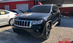 JEEP GRAND CHEROKEE LAREDO 2011