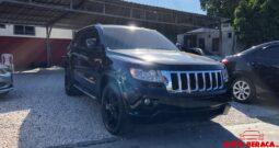 JEEP GRAND CHEROKEE LAREDO 2011