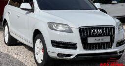 AUDI Q7 2015
