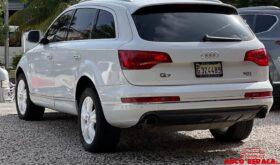 AUDI Q7 2015