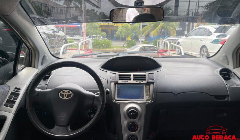 TOYOTA VITS 2010 lleno