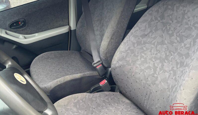 TOYOTA VITS 2010 lleno
