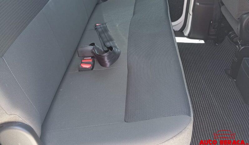 NISSAN NV 200 2019 lleno