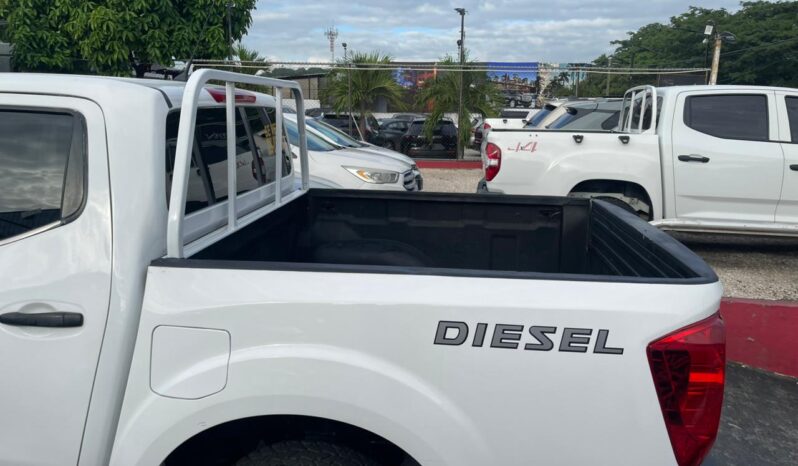 Nissan Frontier 2021 lleno